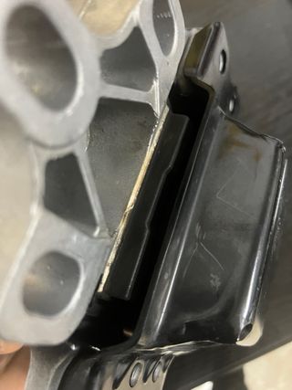 Taco y soporte de caja de cambio Passat B6 BKP BKD