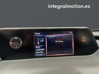 Lexus UX 2.0 250h Business