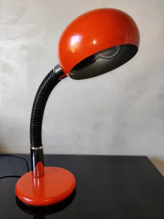 Lampada da tavolo arancione vintage