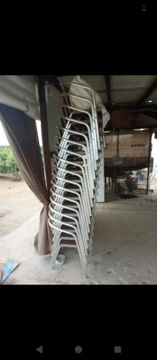 Sillas apilables metal y madera