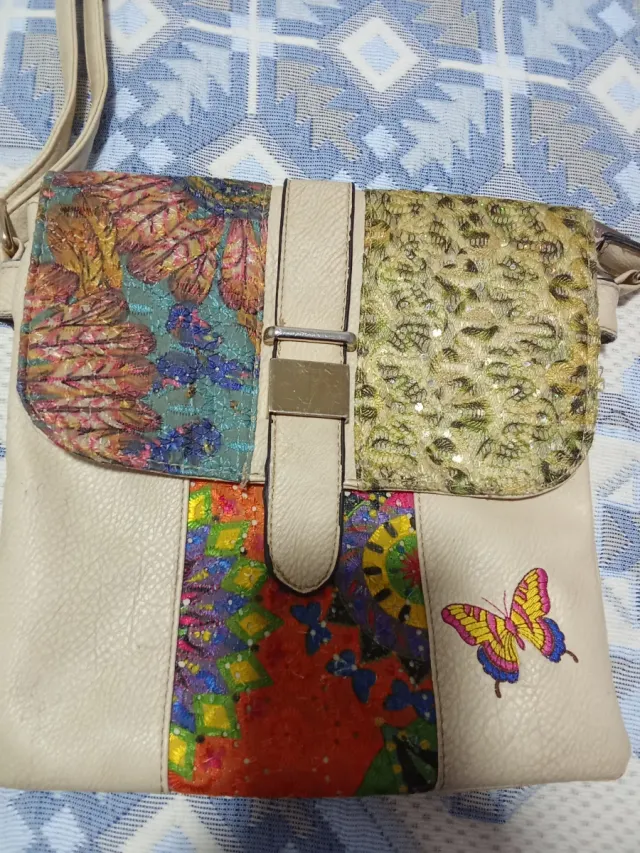 Bolso bandolera chica multicolor