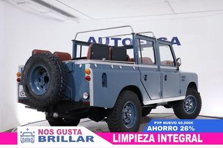 Land-Rover Defender 109 DIESEL 61CV 9 PLAZAS 4x4 4P RECIEN RESTAURADO