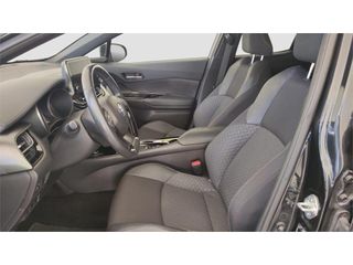 TOYOTA Toyota C-HR 5P Advance 180H e-CVT