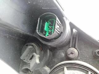 Faro izq kia 92101a2120 cee'd 1.4 crdi 90 22923806