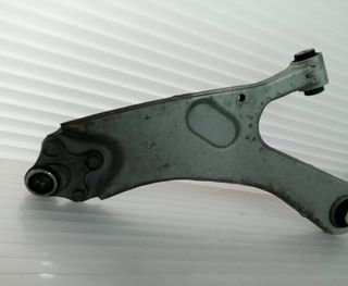 Peugeot brazo suspensión inferior delantero 139574