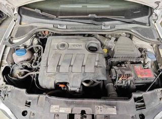037105273c volante motor seat ibiza 1.6 tdi 216840