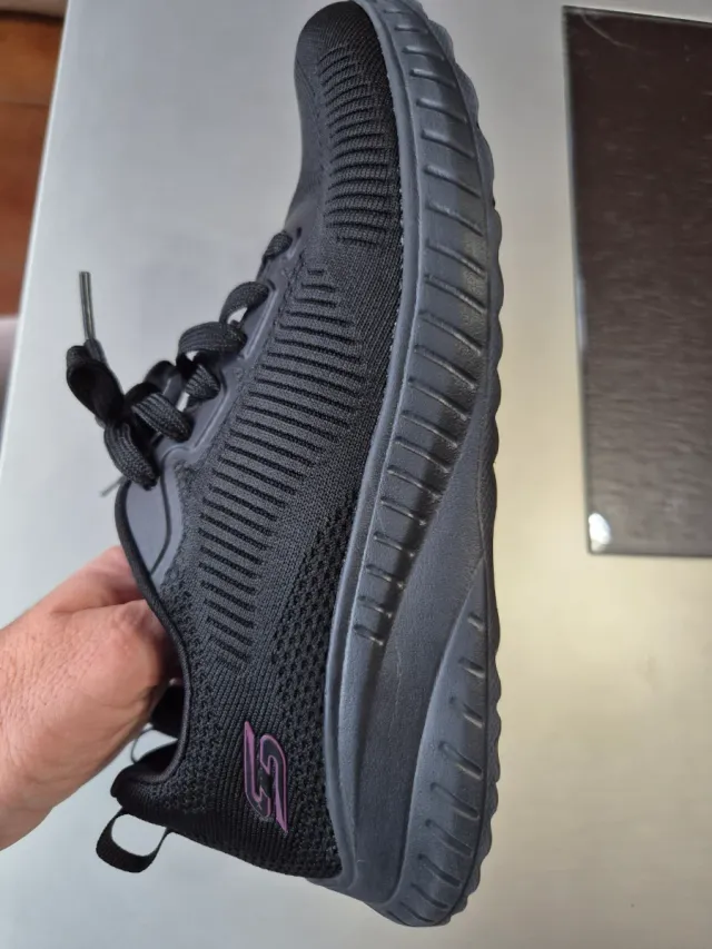 Zapatillas Skechers Bobs Negras