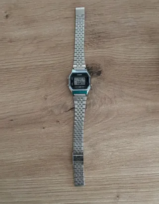 Reloj Casio Plata y Negro