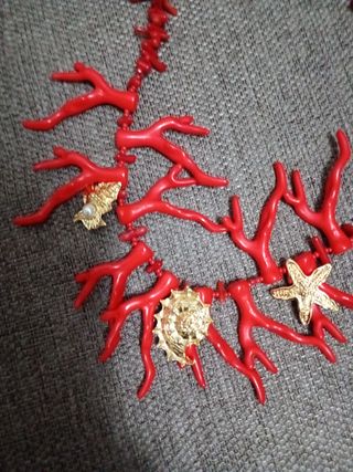 Collana YILI corallo rosso e oro