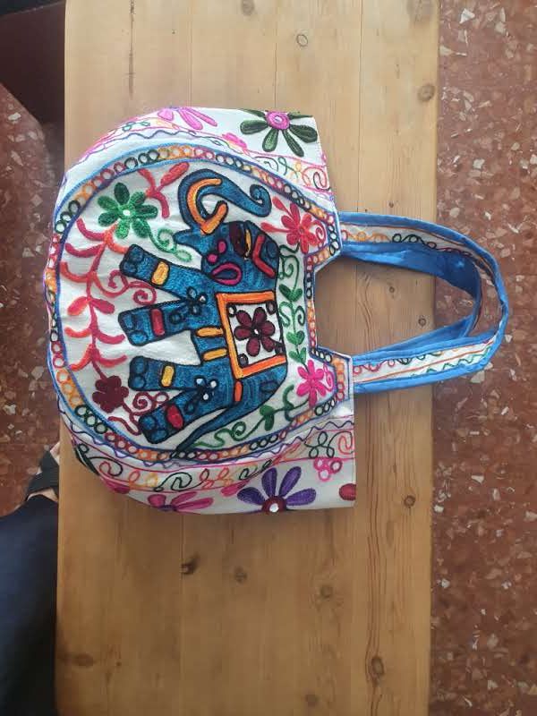 Bolso de mano bordado elefante multicolor