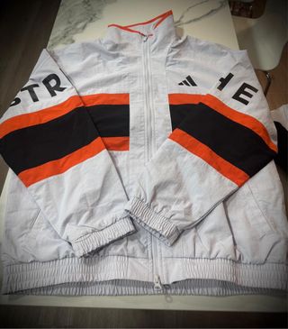 Chaqueta Adidas Negra y Naranja