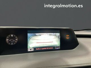 Lexus UX 2.0 250h Business