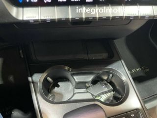 Lexus UX 2.0 250h Business