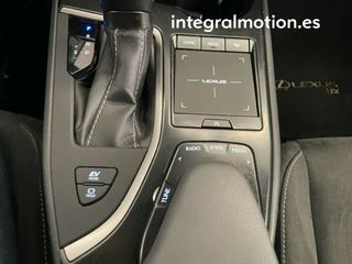 Lexus UX 2.0 250h Business
