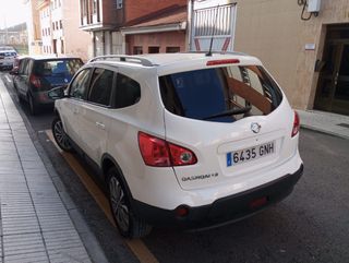 Bentley Nissan Qashqai  2012