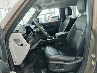 Land Rover Defender 2.0 Si4 404 SE 110 Auto 4WD PHEV