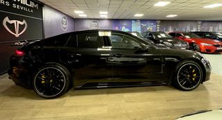 PORSCHE Panamera Turbo S E-Hybrid