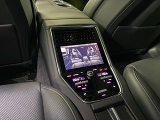 PORSCHE Panamera Turbo S E-Hybrid