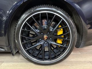 PORSCHE Panamera Turbo S E-Hybrid