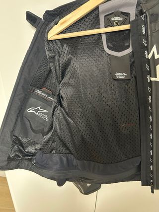 Chaqueta Alpinestars de cuero Negra y Rosa