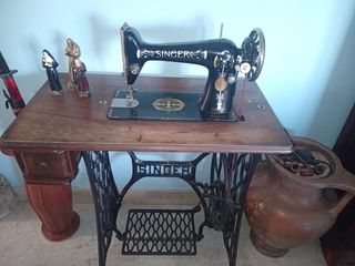Macchina da cucire Singer a pedale