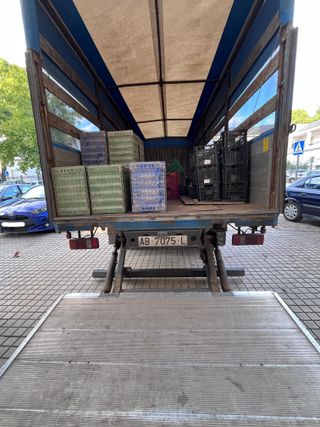 SE VENDE CAMIÓN MAN 150 - POR CESE DE NEGOCIO.
