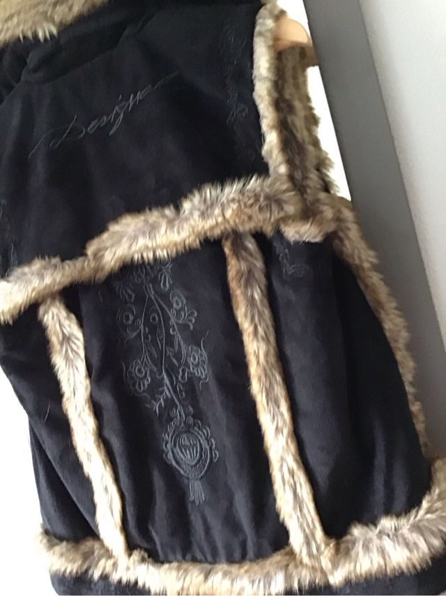 Chaleco Desigual pelo
