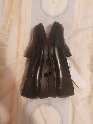 Mocasines charol negros El Corte Inglés Talla 40