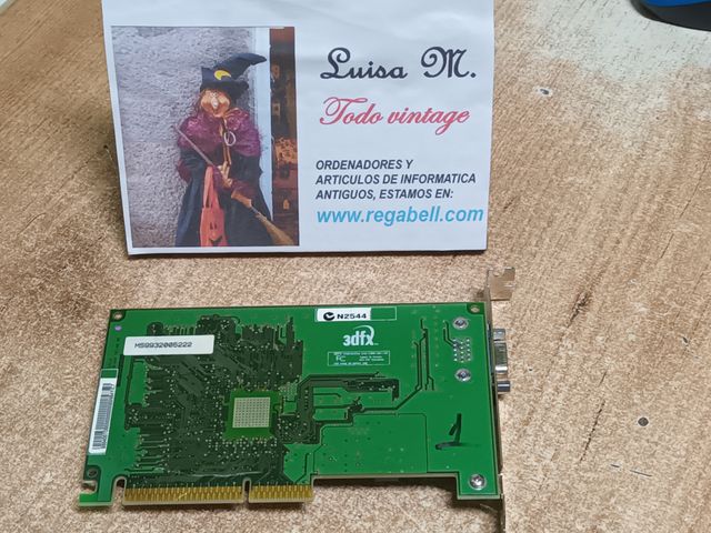 3dfx Voodoo 3 1000 AGP 8MB Tarjeta Gráfica