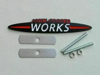 Logo Emblema JCW de Parilla Mini Cooper One 