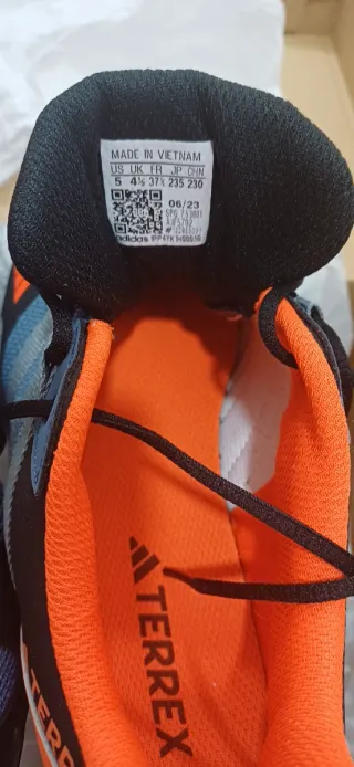 Zapatillas niño Adidas Terrex talla 38