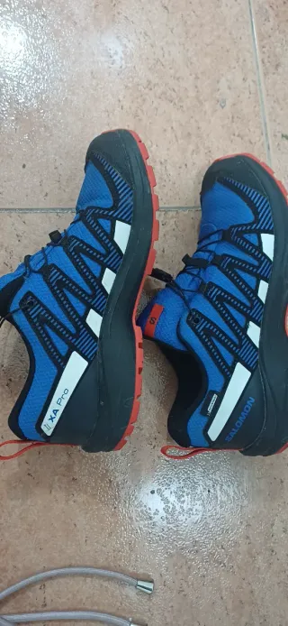 Zapatillas niño Adidas Terrex talla 38