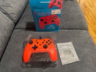 Mando Blackfire para Switch/OLED Rojo