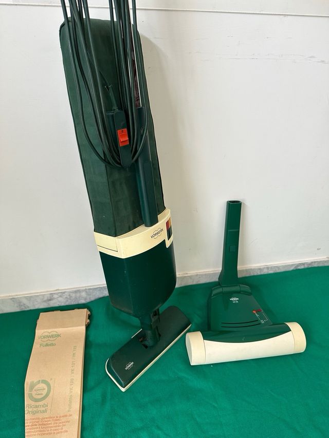 Vorwerk Folletto VK 120 + battitappeto