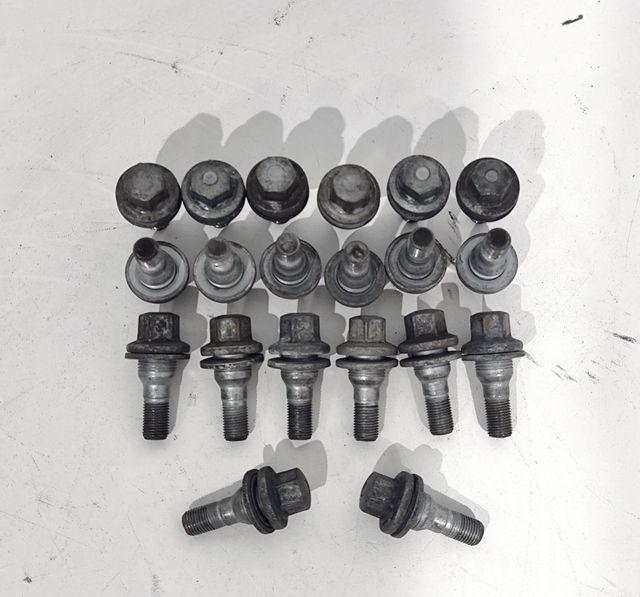 Tornillo para llanta Aluminio de Citroën/Peugeot