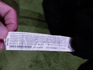 Felpe nera e grigia modello corto.