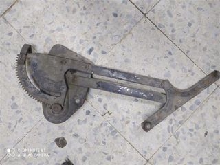 elevalunas delantero Renault 12