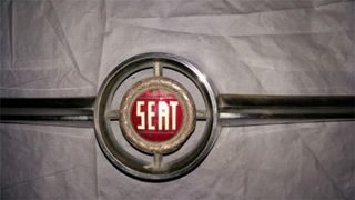 insignia seat