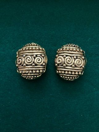 Pendientes vintage dorados