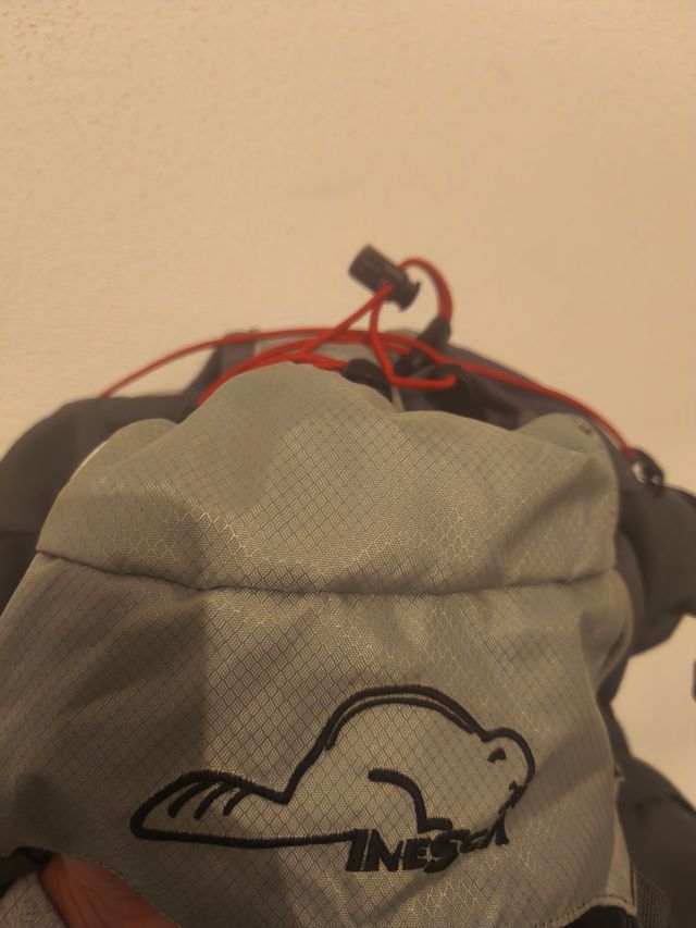 Mochila de montaña Inesca Routier 65L
