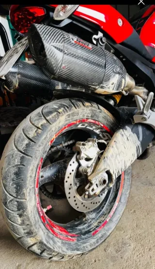 Ducati Monster Afectada por DANA