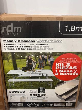 Mesa y 2 bancos plegables RDM Design