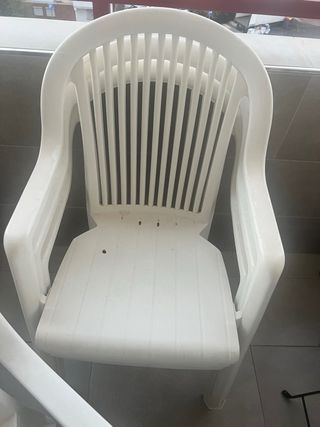 Tavolo da terrazza/giardino e 4 sedie