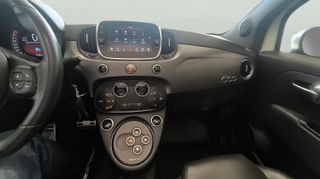 Abarth 500C Cabrio 1.4 16v T-Jet 595C Competizione 132 kW (180 CV)