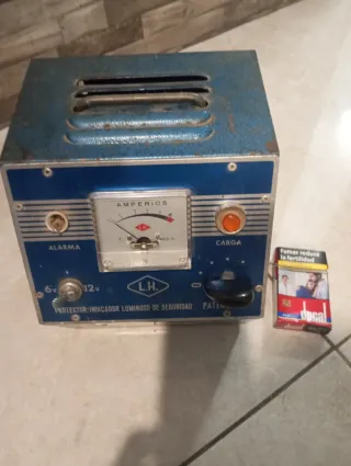 Cargador L.H. 4010-C 6AMP
