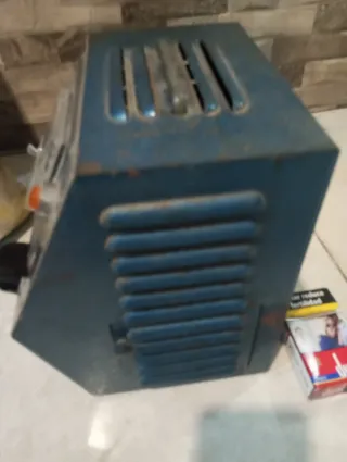 Cargador L.H. 4010-C 6AMP