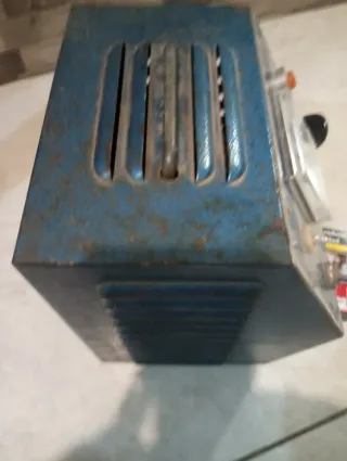 Cargador L.H. 4010-C 6AMP
