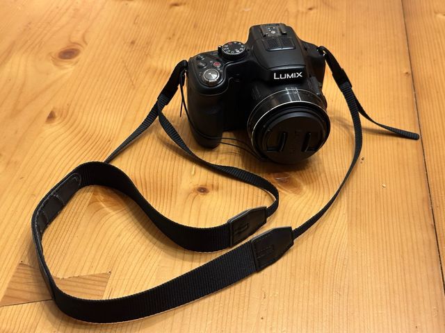 Panasonic Lumix DMC-FZ200 (non funziona)