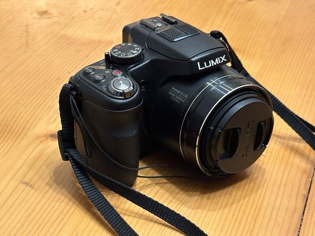 Panasonic Lumix DMC-FZ200 (non funziona)