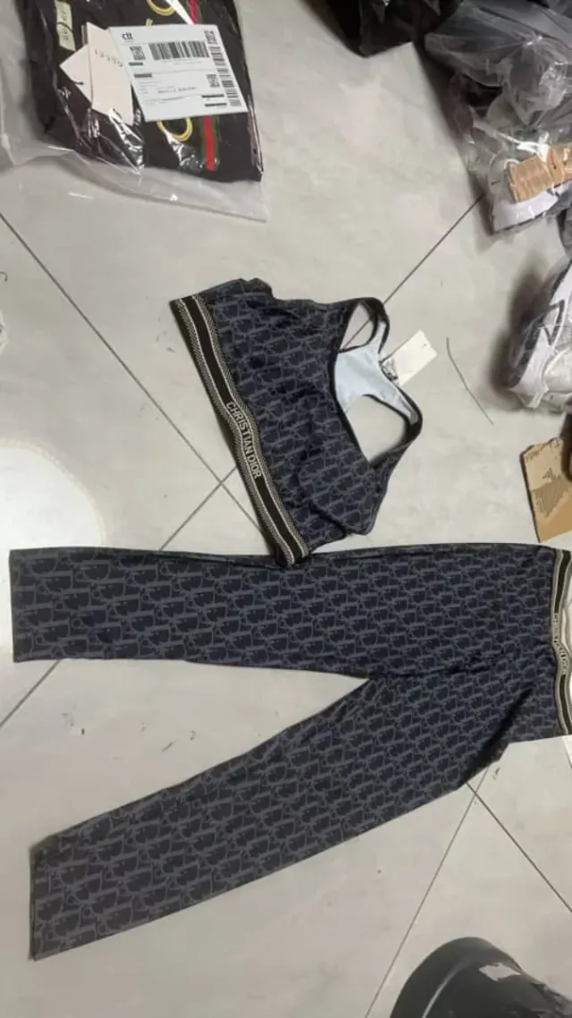 Conjunto deportivo Christian Dior Gris